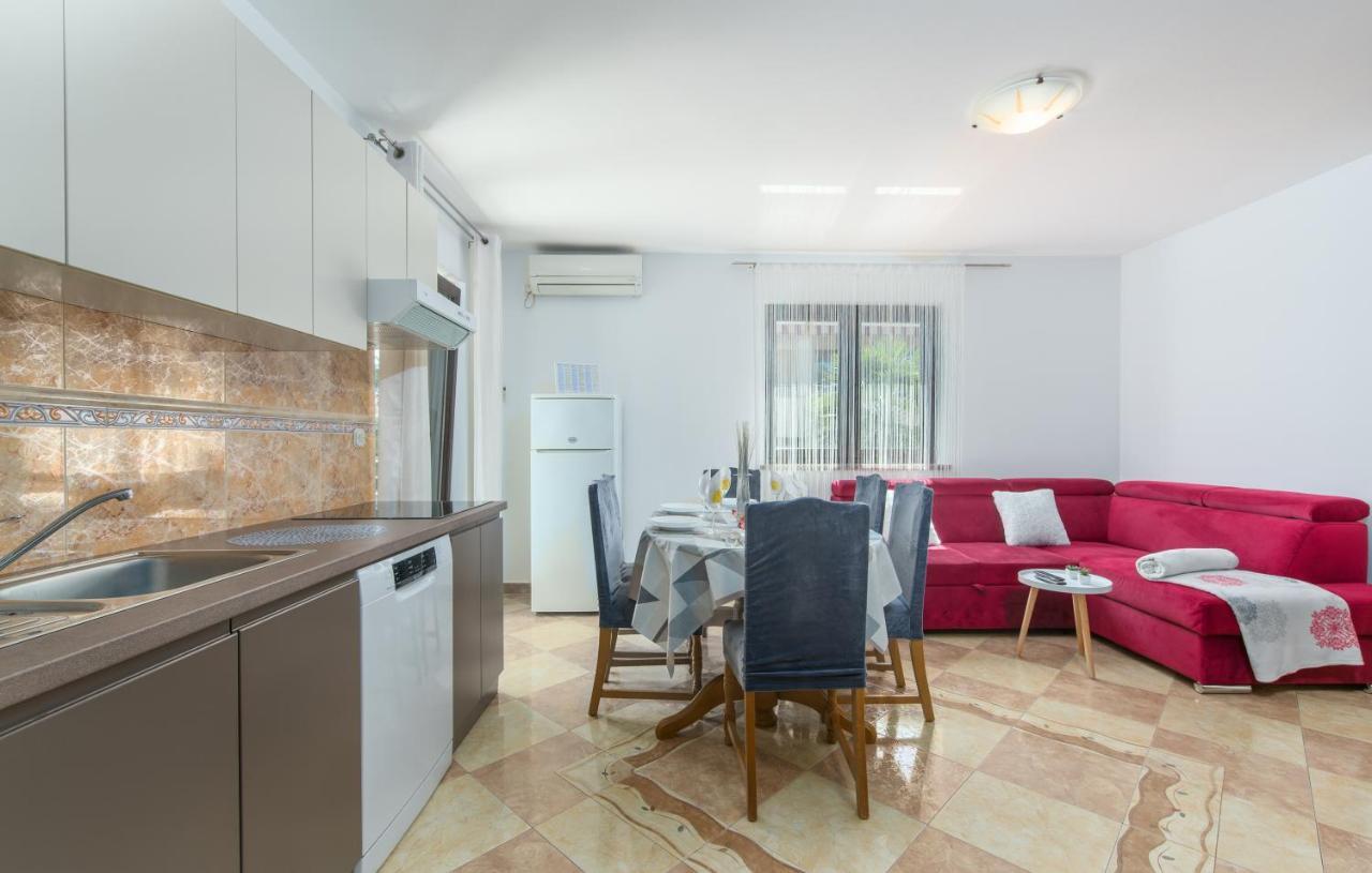 Apartmani Lorena 포레치 외부 사진