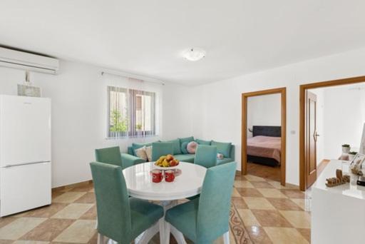 Apartmani Lorena 포레치 외부 사진